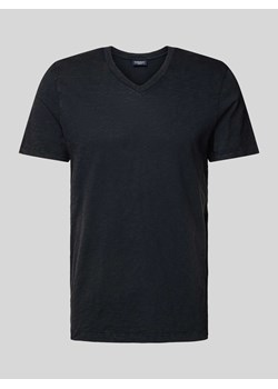 T-shirt z dekoltem w serek ze sklepu Peek&Cloppenburg  w kategorii T-shirty męskie - zdjęcie 171576632