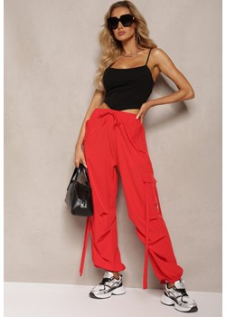 Czerwone Spodnie o Fasonie Luźnych Bojówek High Waist z Wiszącymi Sznurkami Urselle ze sklepu Renee odzież w kategorii Spodnie damskie - zdjęcie 171583211
