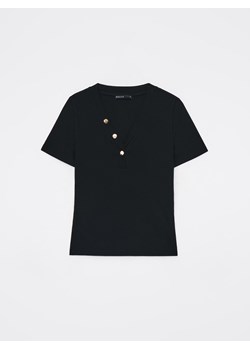 Mohito - Czarny t-shirt z dekoltem V - czarny ze sklepu Mohito w kategorii Bluzki damskie - zdjęcie 171596603