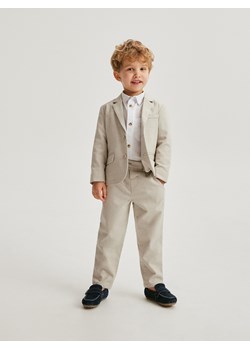 Reserved - Eleganckie spodnie regular fit - beżowy ze sklepu Reserved w kategorii Spodnie chłopięce - zdjęcie 171597171