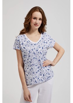 Bluzka w kwiatowy wzór z dekoltem w serek biała ze sklepu Moodo.pl w kategorii Bluzki damskie - zdjęcie 171610722