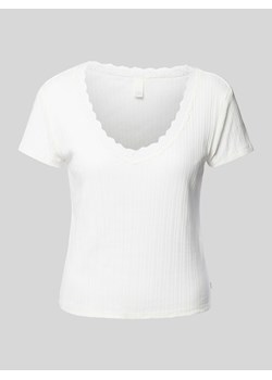T-shirt z drobnym prążkowaniem ze sklepu Peek&Cloppenburg  w kategorii Bluzki damskie - zdjęcie 171702593