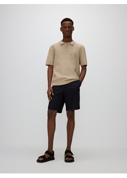 Reserved - Szorty chino regular - czarny ze sklepu Reserved w kategorii Spodenki męskie - zdjęcie 171710443