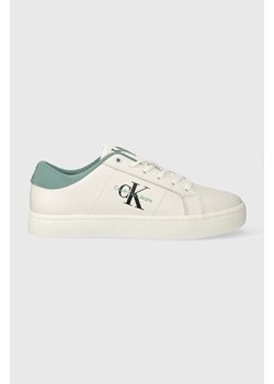 Calvin Klein Jeans sneakersy skórzane CLASSIC CUPSOLE LOW ML LTH kolor biały YM0YM00864 ze sklepu ANSWEAR.com w kategorii Trampki męskie - zdjęcie 171715721