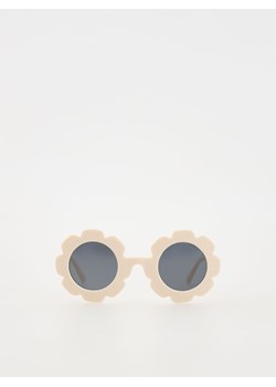 Reserved - Okulary przeciwsłoneczne - złamana biel ze sklepu Reserved w kategorii Okulary przeciwsłoneczne dziecięce - zdjęcie 171931913