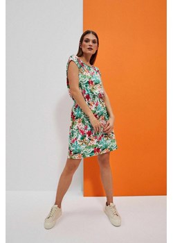 Wzorzysta sukienka z gumą w talii ze sklepu 5.10.15 w kategorii Sukienki - zdjęcie 171932954