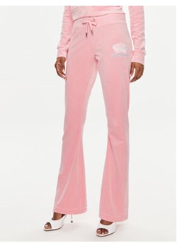 Juicy Couture Spodnie dresowe Lisa JCWBJ23330 Różowy Regular Fit ze sklepu MODIVO w kategorii Spodnie damskie - zdjęcie 171949340