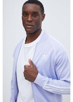 adidas Originals bluza męska kolor fioletowy z aplikacją IR9889 ze sklepu ANSWEAR.com w kategorii Bluzy męskie - zdjęcie 171950870