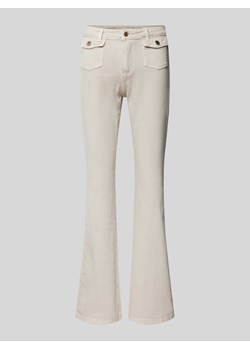 Jeansy o rozkloszowanym kroju z nakładanymi kieszeniami z patką model ‘SEXY FLARE’ ze sklepu Peek&Cloppenburg  w kategorii Jeansy damskie - zdjęcie 171951884