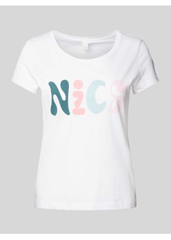 T-shirt z nadrukiem ze sloganem ze sklepu Peek&Cloppenburg  w kategorii Bluzki damskie - zdjęcie 171952524