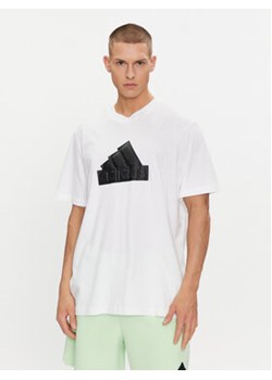 adidas T-Shirt IN1623 Biały Loose Fit ze sklepu MODIVO w kategorii T-shirty męskie - zdjęcie 171953741