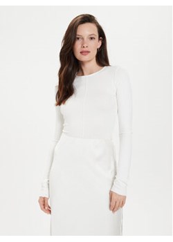 Gina Tricot Bluzka 21324 Biały Slim Fit ze sklepu MODIVO w kategorii Bluzki damskie - zdjęcie 171963420