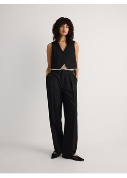 Reserved - Spodnie z surowym wykończeniem - czarny ze sklepu Reserved w kategorii Spodnie damskie - zdjęcie 171980074