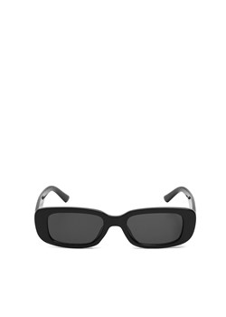 Cropp - Czarne okulary przeciwsłoneczne z filtrem UV - czarny ze sklepu Cropp w kategorii Okulary przeciwsłoneczne męskie - zdjęcie 171984042