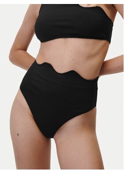 Undress Code Dół od bikini Dashing 697 Czarny ze sklepu MODIVO w kategorii Stroje kąpielowe - zdjęcie 171987112