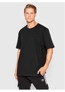 adidas T-Shirt Graphic Ozworld HL9234 Czarny Relaxed Fit ze sklepu MODIVO w kategorii T-shirty męskie - zdjęcie 171991004