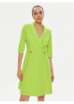 Rinascimento Sukienka koktajlowa CFC0118280003 Zielony Regular Fit ze sklepu MODIVO w kategorii Sukienki - zdjęcie 171993580