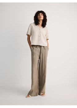 Reserved - Spodnie z modalu - beżowy ze sklepu Reserved w kategorii Spodnie damskie - zdjęcie 171993863