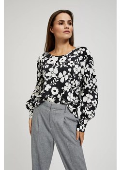 Koszula z kwiatowym printem i bufiastymi rękawami czarna ze sklepu Moodo.pl w kategorii Bluzki damskie - zdjęcie 171999492