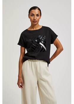 T-shirt z geometrycznym wzorem i okrągłym dekoltem czarny ze sklepu Moodo.pl w kategorii Bluzki damskie - zdjęcie 172001014