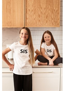 T-shirt dziewczęcy biały z napisem - SIS ze sklepu 5.10.15 w kategorii Bluzki dziewczęce - zdjęcie 172002753
