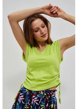 T-shirt z dekoltem w serek neonowy ze sklepu 5.10.15 w kategorii Bluzki damskie - zdjęcie 172002844