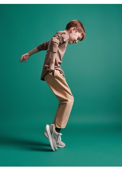 Reserved - Spodnie chino z efektem sprania - beżowy ze sklepu Reserved w kategorii Spodnie chłopięce - zdjęcie 172008034