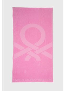 United Colors of Benetton ręcznik bawełniany kolor różowy ze sklepu ANSWEAR.com w kategorii Ręczniki - zdjęcie 172009412