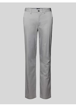 Spodnie z delikatną fakturą i wpuszczanymi kieszeniami ze sklepu Peek&Cloppenburg  w kategorii Spodnie męskie - zdjęcie 172010761