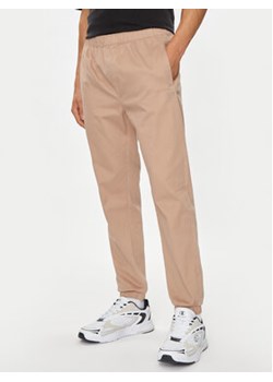 4F Spodnie dresowe 4FWSS24TTROM646 Beżowy Regular Fit ze sklepu MODIVO w kategorii Spodnie męskie - zdjęcie 172020350