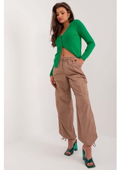 Brązowe spodnie damskie typu cargo z bawełny ze sklepu 5.10.15 w kategorii Spodnie damskie - zdjęcie 172027770