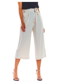 Awama Spodnie w kolorze beżowym ze sklepu Limango Polska w kategorii Spodnie damskie - zdjęcie 172030161