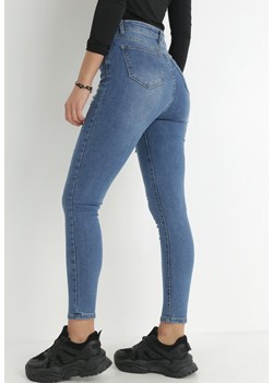 Granatowe Jeansy Skinny z Przetarciami Cilna ze sklepu Born2be Odzież w kategorii Jeansy damskie - zdjęcie 172031120