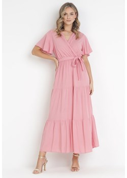 Różowa Rozkloszowana Sukienka Maxi z Wiązanym Paskiem Japhelia ze sklepu Born2be Odzież w kategorii Sukienki - zdjęcie 172031541