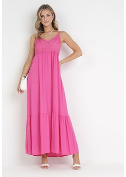 Różowa Sukienka Maxi z Ażurowym Dekoltem i Falbaną na Dole z Wiskozy Nelnin ze sklepu Born2be Odzież w kategorii Sukienki - zdjęcie 172031691