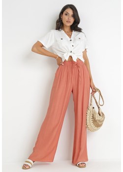Różowe Szerokie Spodnie z Wiskozy Zyona ze sklepu Born2be Odzież w kategorii Spodnie damskie - zdjęcie 172032201