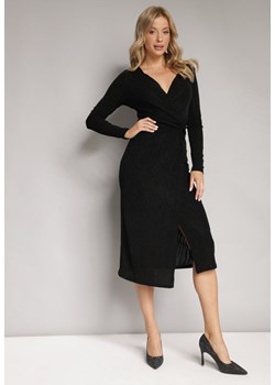 Czarna Kopertowa Sukienka Midi z Metaliczną Nitką Biklla ze sklepu Born2be Odzież w kategorii Sukienki - zdjęcie 172032793