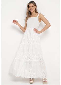 Biała Bawełniana Sukienka Maxi z Ażurowego Materiału z Wiązanymi Ramiączkami Lariven ze sklepu Born2be Odzież w kategorii Sukienki - zdjęcie 172032991