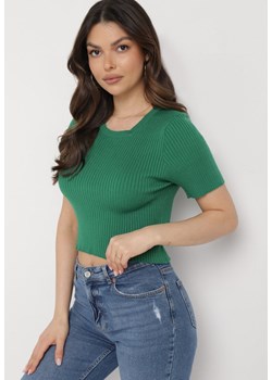 Zielony Krótki T-shirt z Prążkowanej Dzianiny Clutia ze sklepu Born2be Odzież w kategorii Bluzki damskie - zdjęcie 172033013