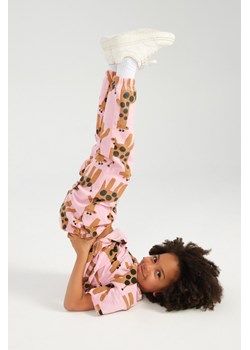 Różowe leginsy dziewczęce w żyrafy - Limited Edition ze sklepu 5.10.15 w kategorii Spodnie dziewczęce - zdjęcie 172048332