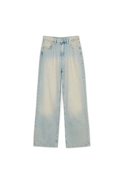 Cropp - Jeansy wide leg z mocnym efektem sprania - błękitny ze sklepu Cropp w kategorii Jeansy damskie - zdjęcie 172048723