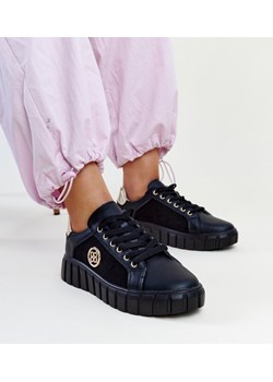 Czarne skórzane sneakersy na masywnej podeszwie Viera ze sklepu gemre w kategorii Trampki damskie - zdjęcie 172050961