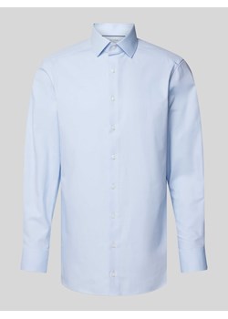 Koszula biznesowa o kroju Modern Fit z kołnierzykiem typu kent ze sklepu Peek&Cloppenburg  w kategorii Koszule męskie - zdjęcie 172052743