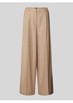 Spodnie z szerokimi nogawkami w jednolitym kolorze ze sklepu Peek&Cloppenburg  w kategorii Spodnie damskie - zdjęcie 172057184