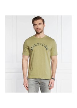 Tommy Hilfiger T-shirt HILFIGER ARCHED | Regular Fit ze sklepu Gomez Fashion Store w kategorii T-shirty męskie - zdjęcie 172057240