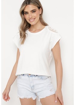 Biały Bawełniany T-shirt z Ażurowym Wzorem i Krótkim Rękawem Timamla ze sklepu Born2be Odzież w kategorii Bluzki damskie - zdjęcie 172058824