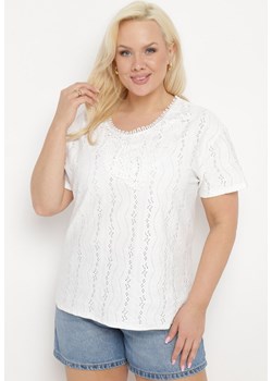 Biały T-shirt Bluzka z Ażurowym Wzorem i Koronką Civina ze sklepu Born2be Odzież w kategorii Bluzki damskie - zdjęcie 172059021