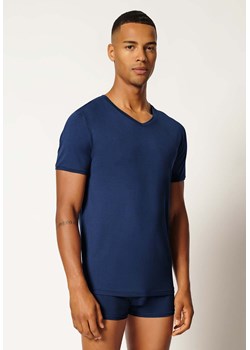 Koszulka męska z bambusa V-Neck Skiny granatowa 080317 ze sklepu piubiu_pl w kategorii T-shirty męskie - zdjęcie 172063570