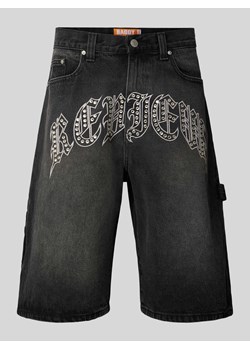 Szorty jeansowe o kroju relaxed fit z wyhaftowanym logo ze sklepu Peek&Cloppenburg  w kategorii Spodenki męskie - zdjęcie 172064362