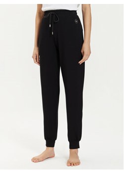 Emporio Armani Underwear Spodnie dresowe 164836 4R272 00020 Czarny Regular Fit ze sklepu MODIVO w kategorii Spodnie damskie - zdjęcie 172071791